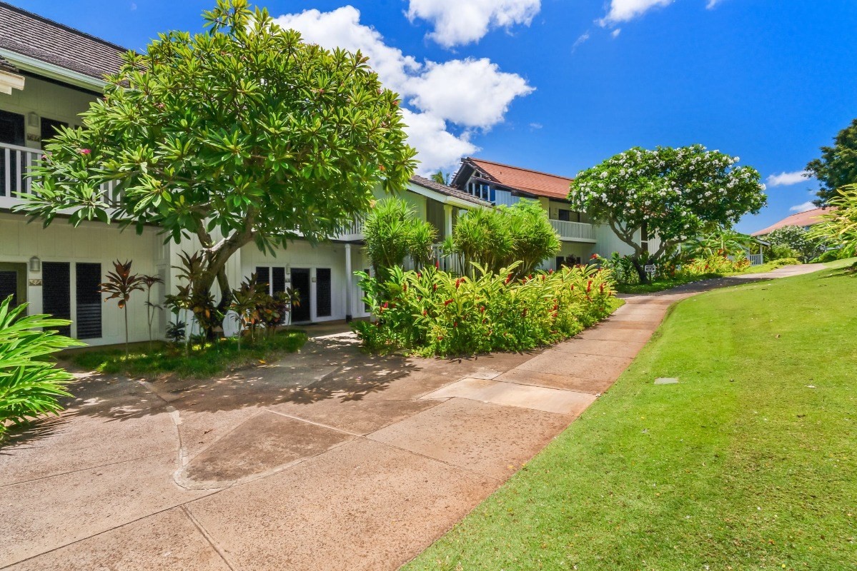 2253 Poipu Rd Unit: 63