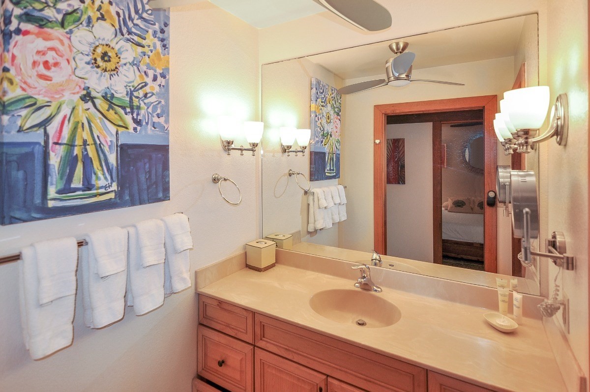 2253 Poipu Rd Unit: 320