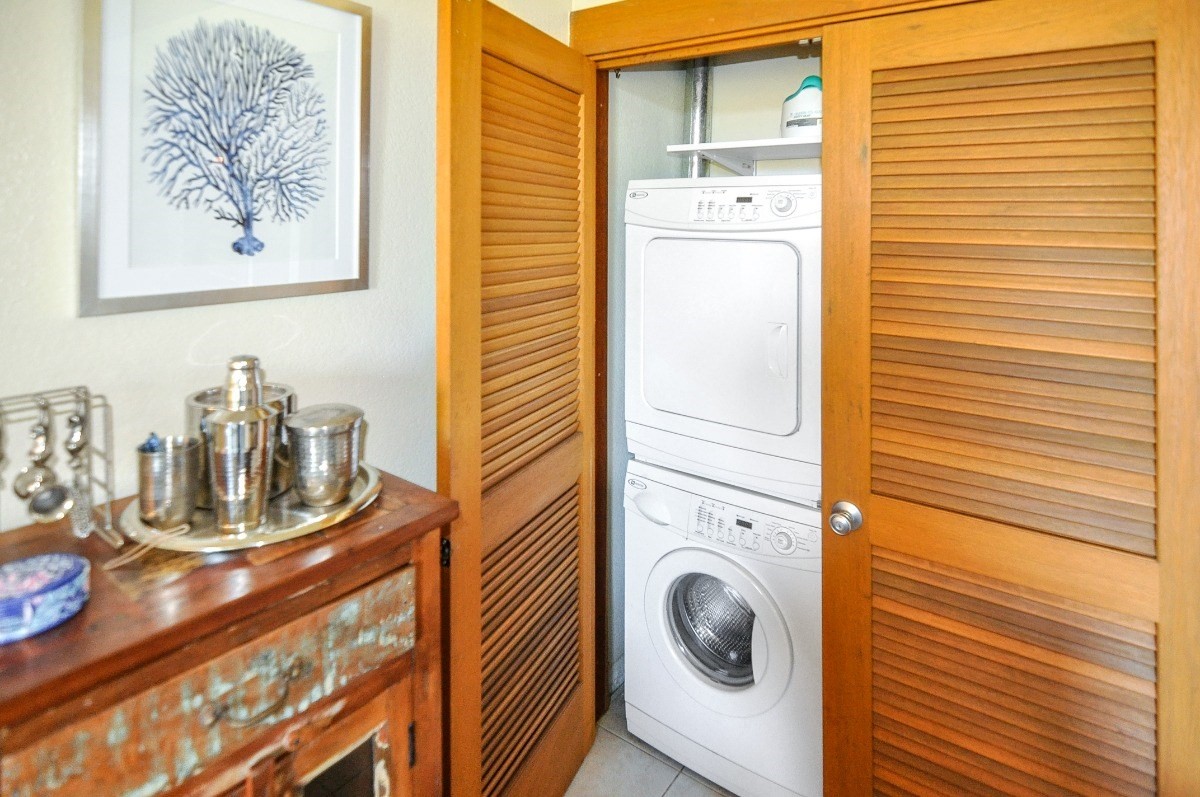 2253 Poipu Rd Unit: 320
