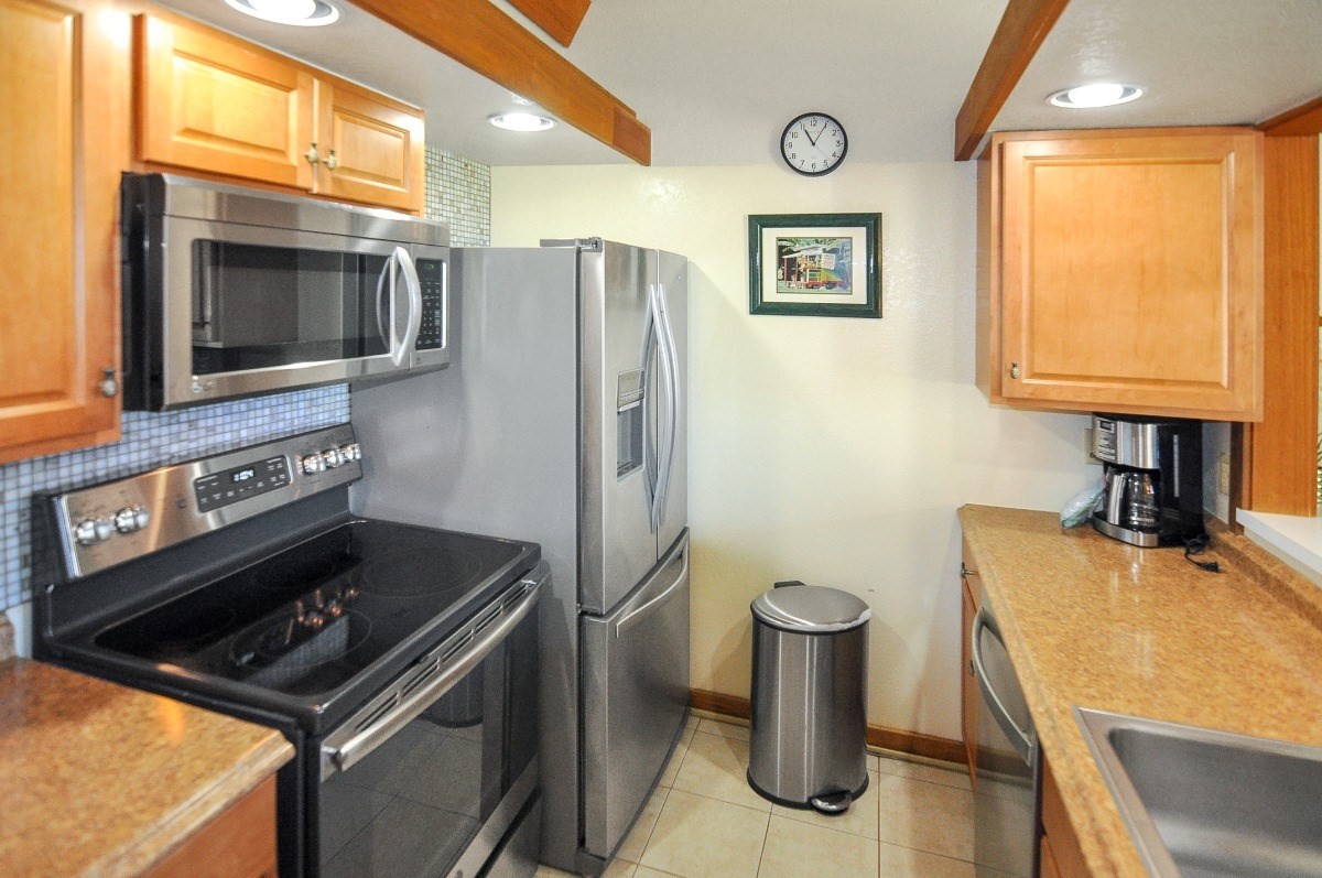 2253 Poipu Rd Unit: 320