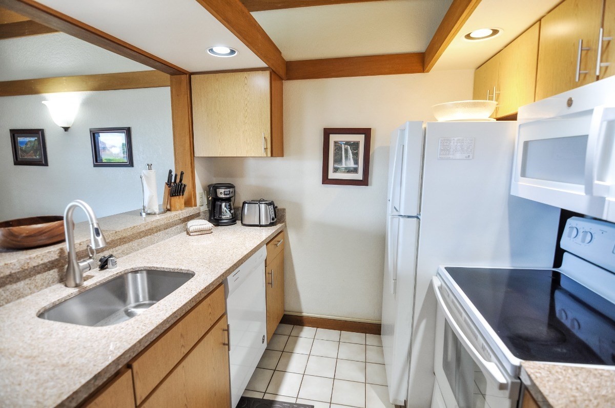 2253 Poipu Rd Unit: 315