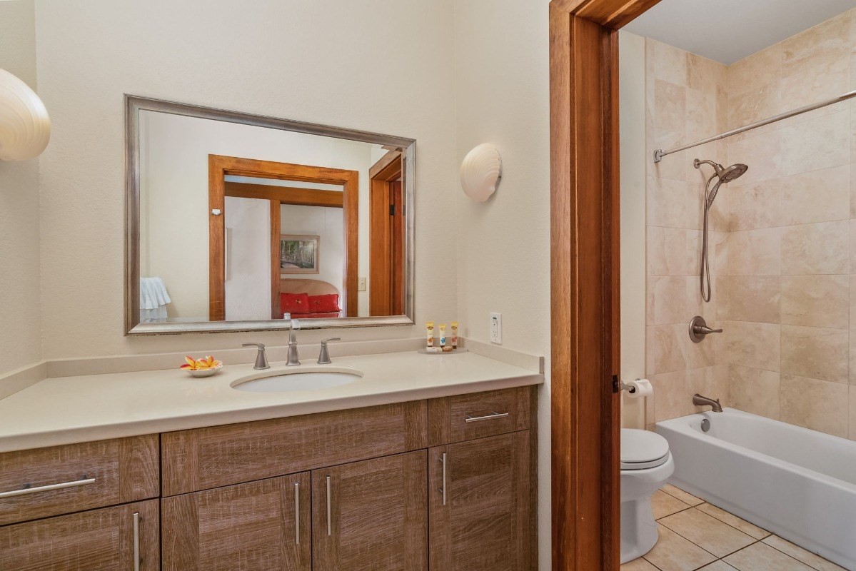 2253 Poipu Rd Unit: 332
