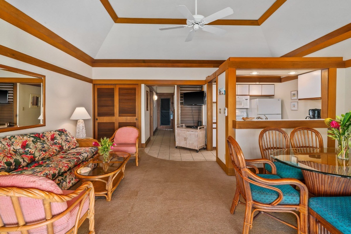 2253 Poipu Rd Unit: 332