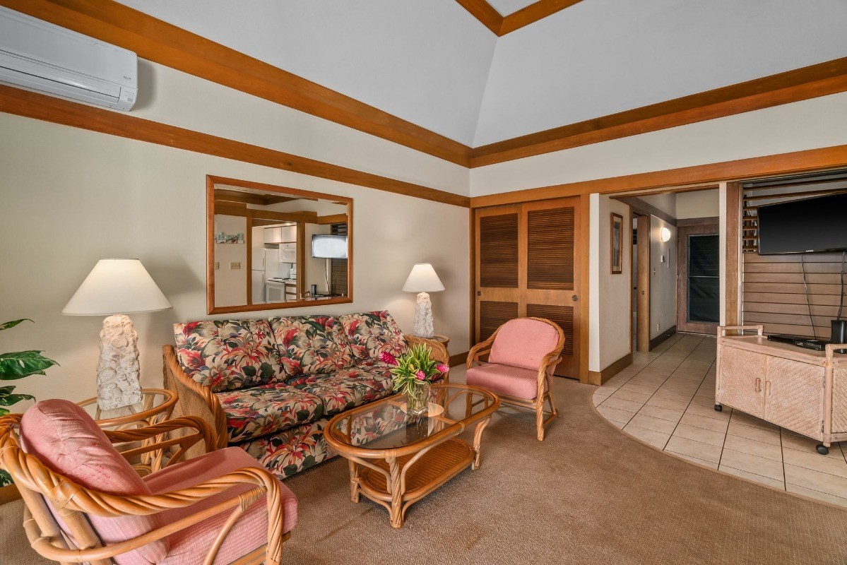 2253 Poipu Rd Unit: 332
