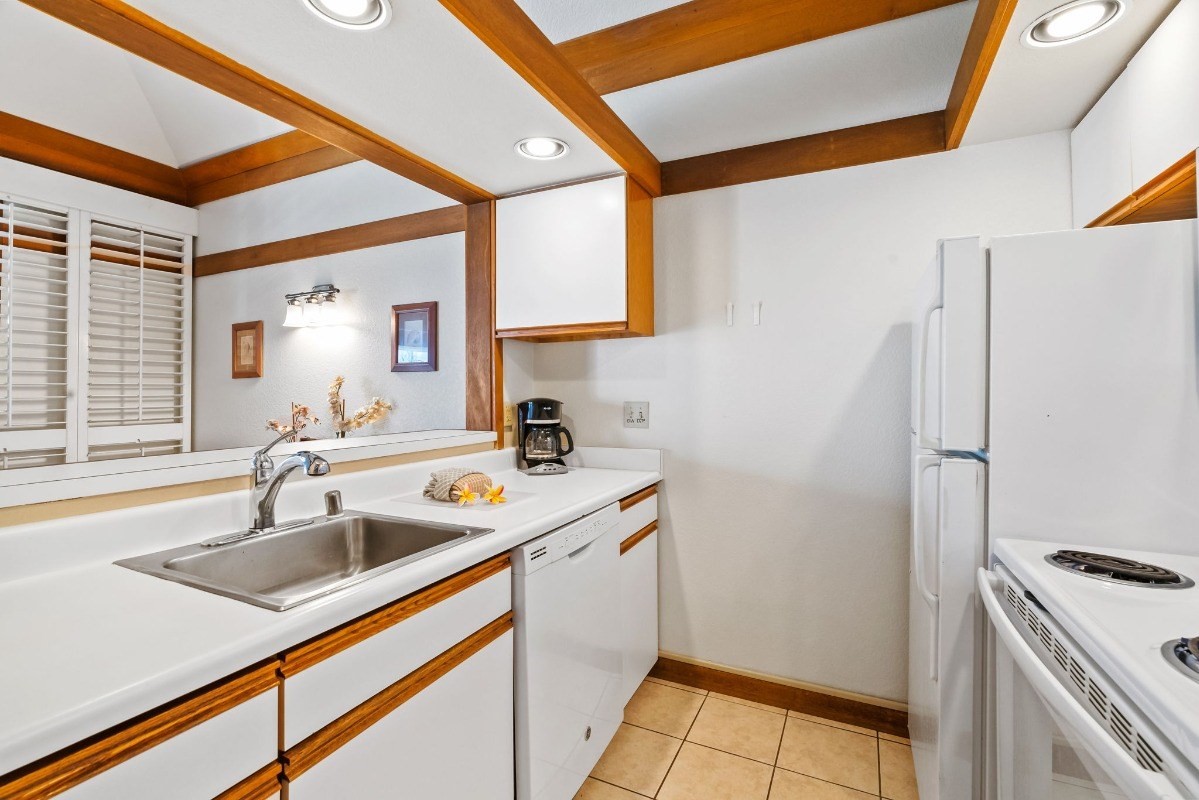 2253 Poipu Rd Unit: 333