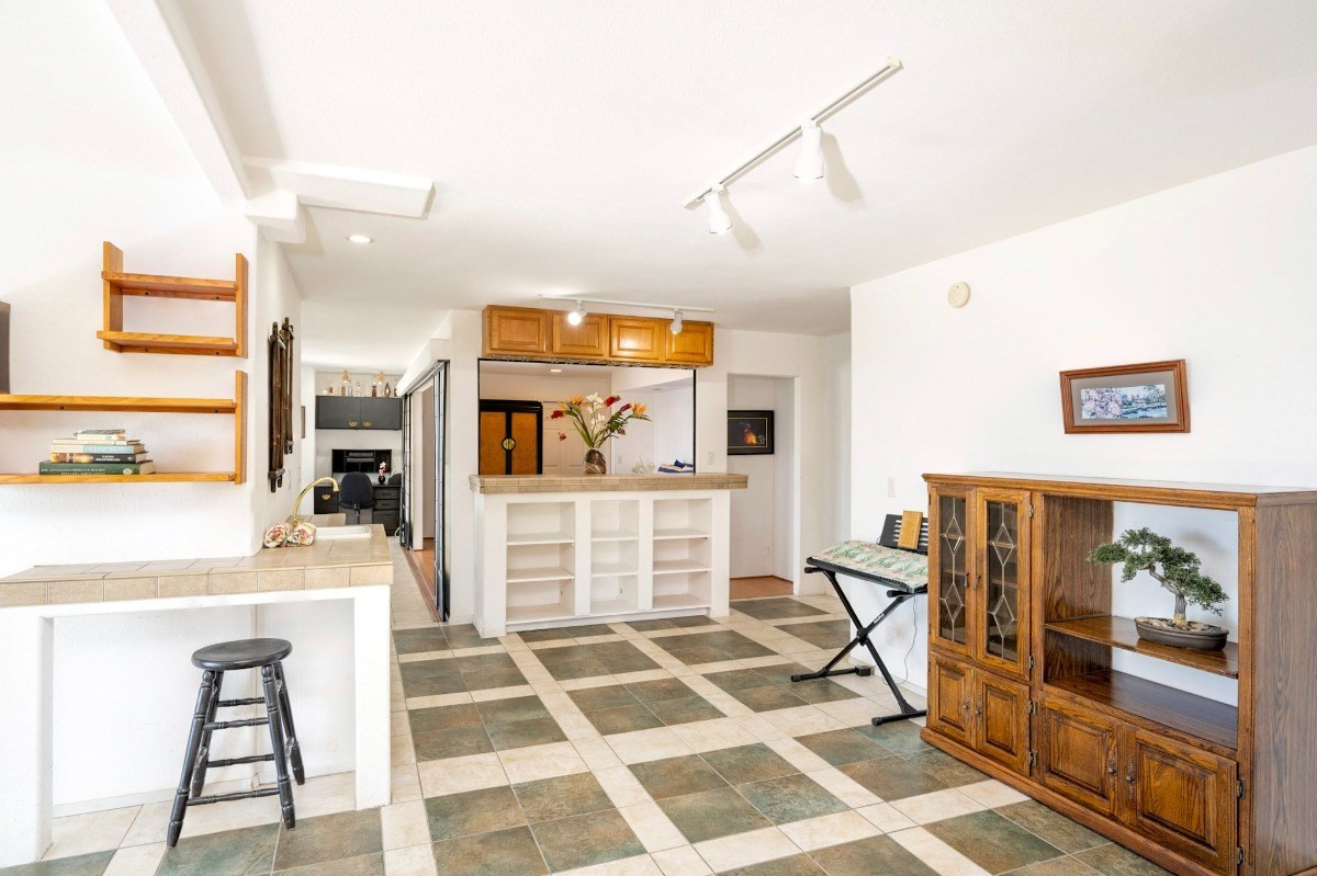 77-362 Ailina St