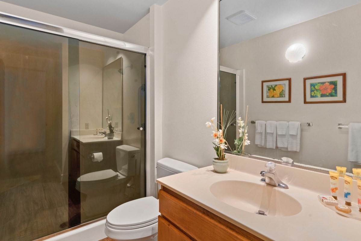 2253 Poipu Rd Unit: 222