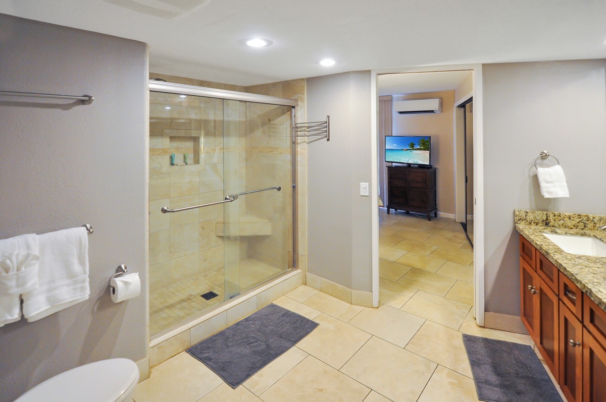 1661 Pee Rd Unit: 2102