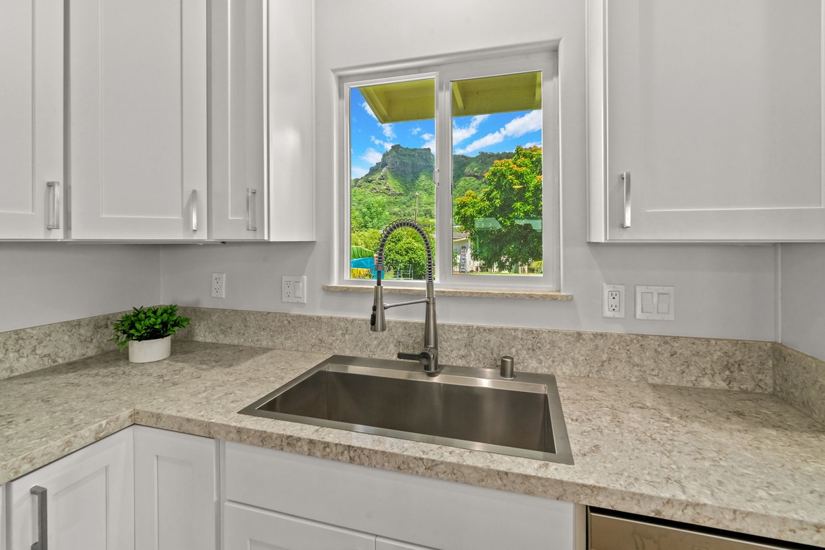 402-A Pua Rd Unit: 1