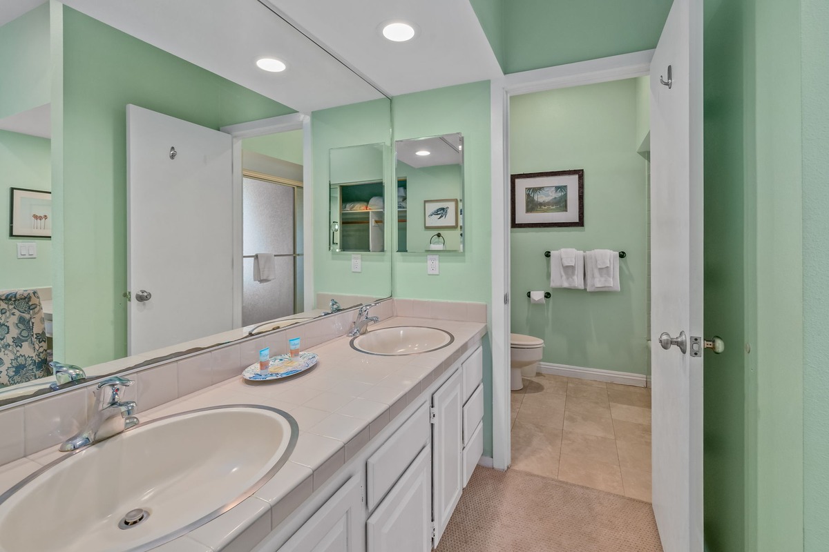 1565 PEE RD 422