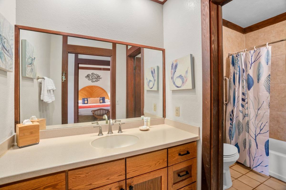 2253 Poipu Rd Unit: 102