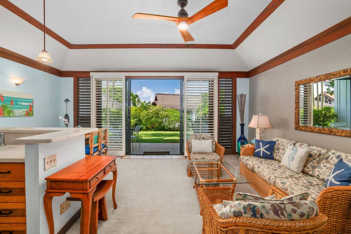 2253 Poipu Rd Unit: 102
