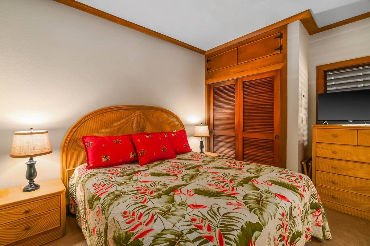 2253 Poipu Rd Unit: 333
