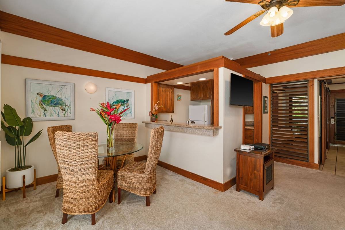 2253 Poipu Rd Unit: 408