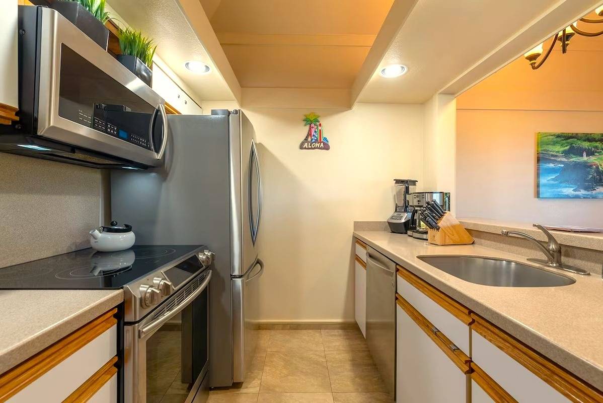 2253 POIPU RD 229