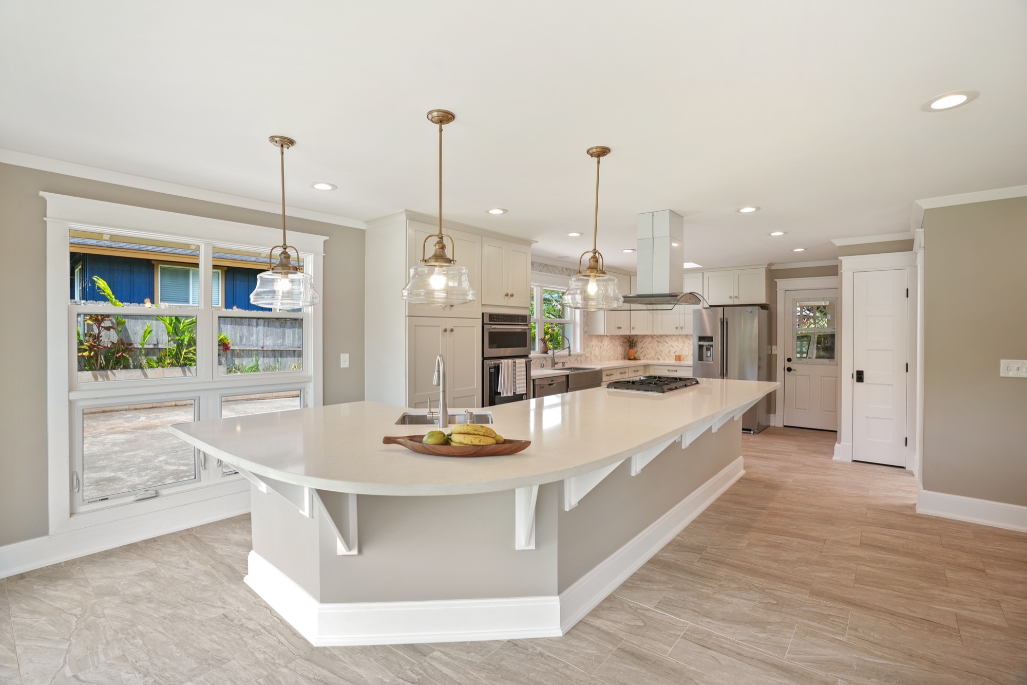 3370 KALUA MOA RD