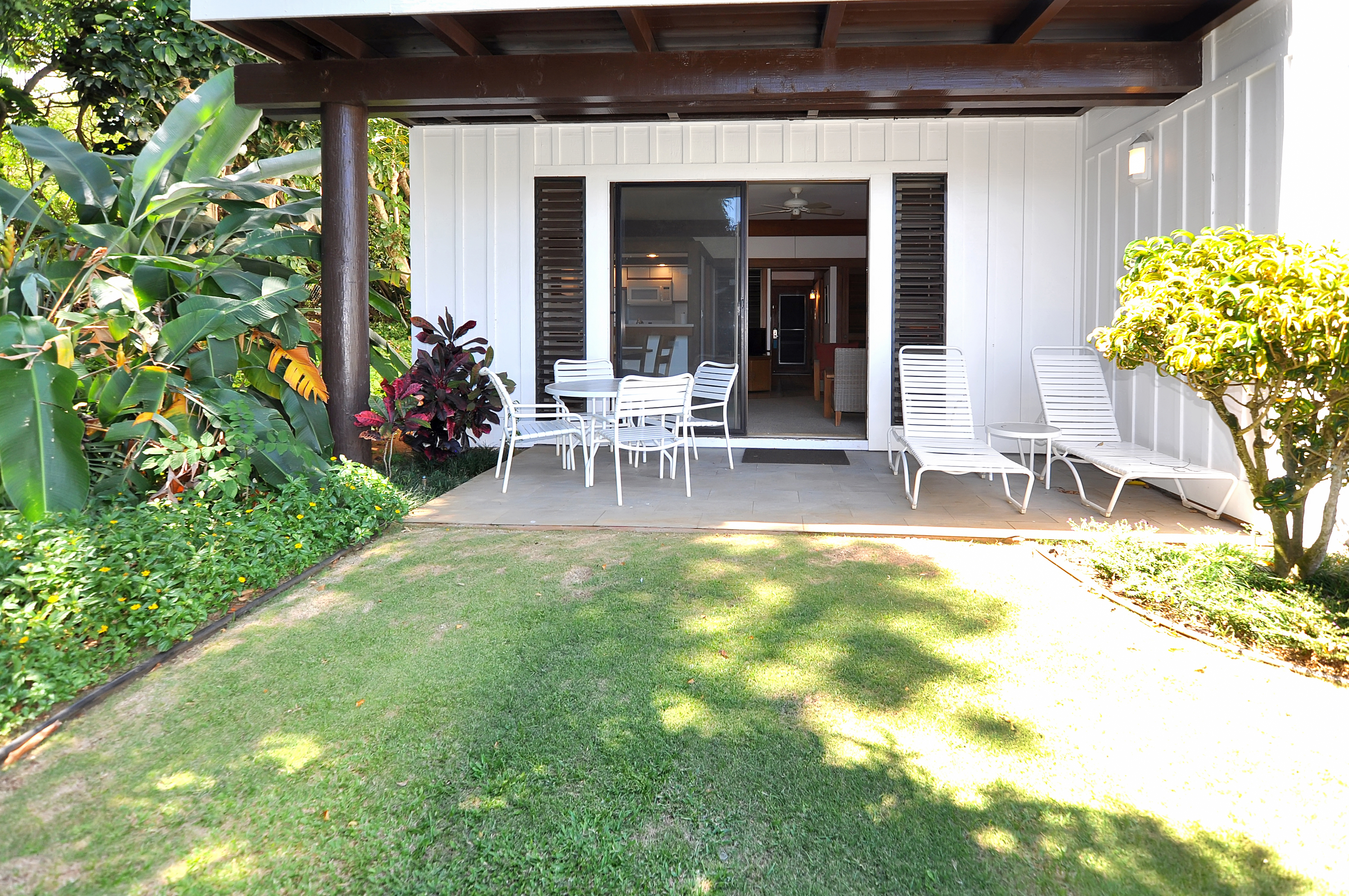 2253 POIPU RD 319
