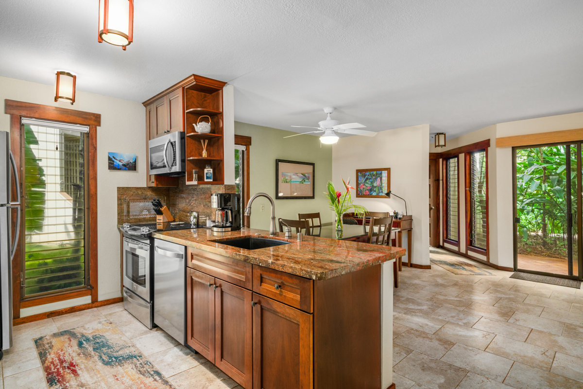 2721 POIPU RD 200