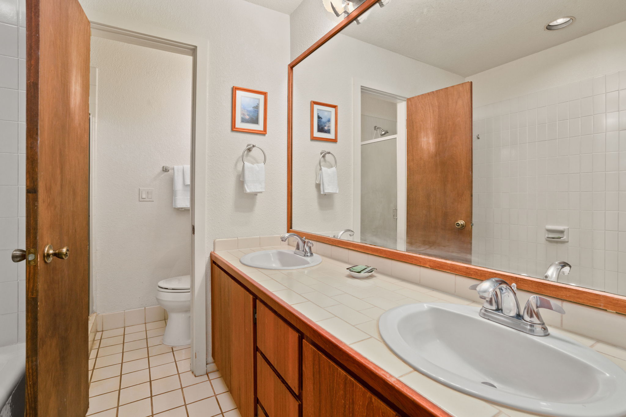 2371 HOOHU RD 1101
