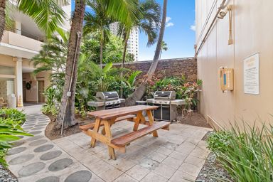 1720 ALA MOANA BLVD B506