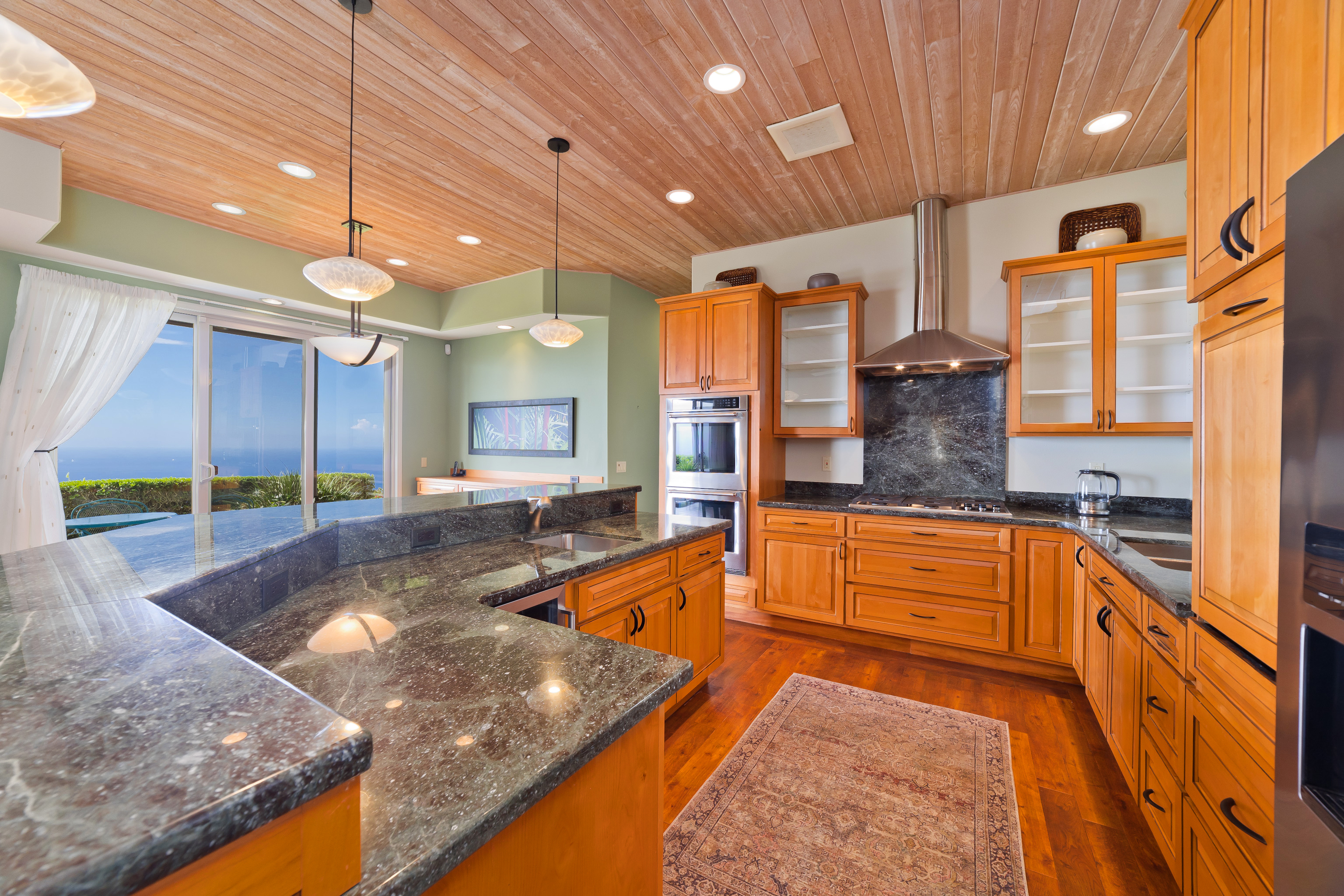 82-1076 NANAINA LANI PL