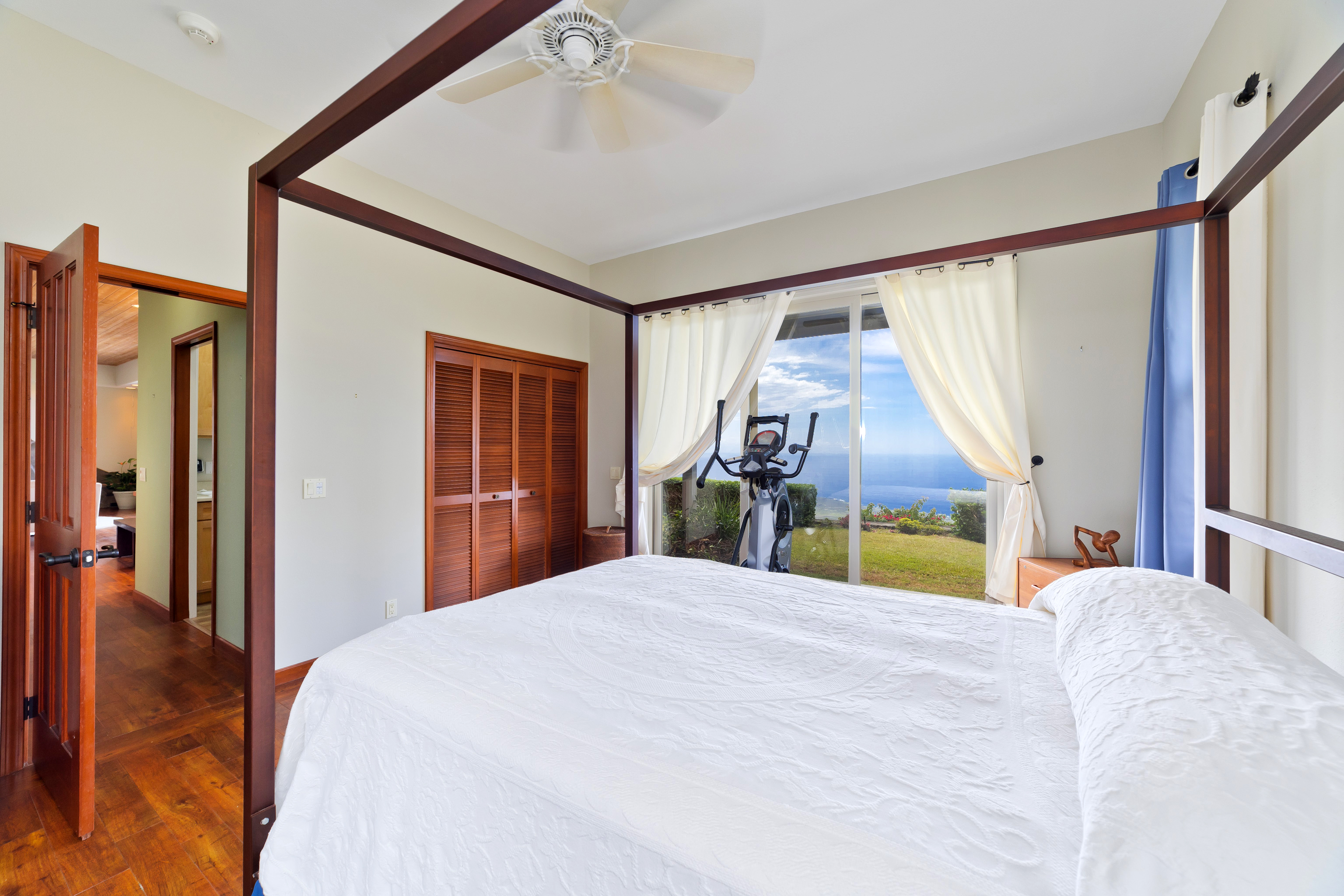 82-1076 NANAINA LANI PL