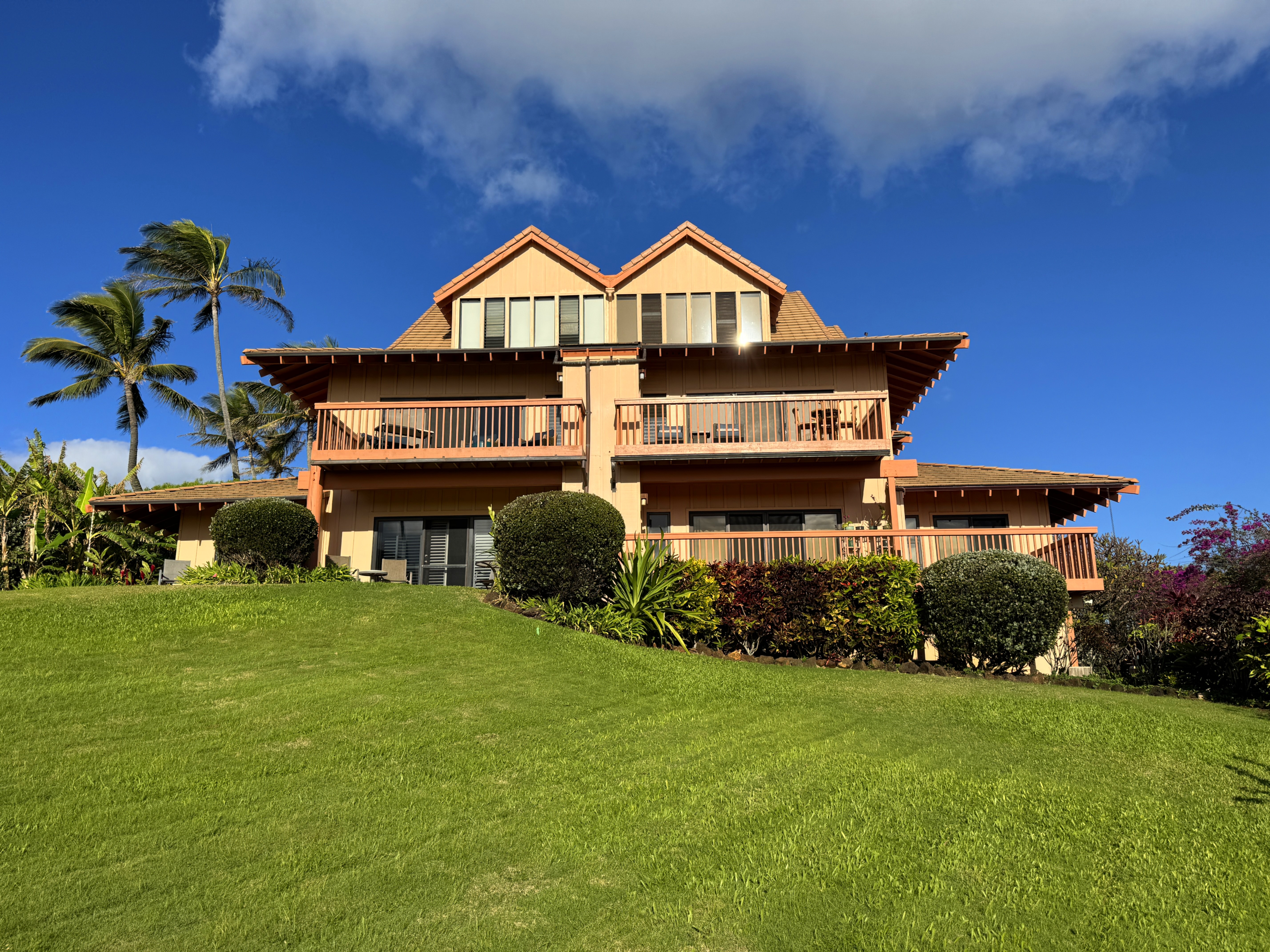 1568 PEE RD 211