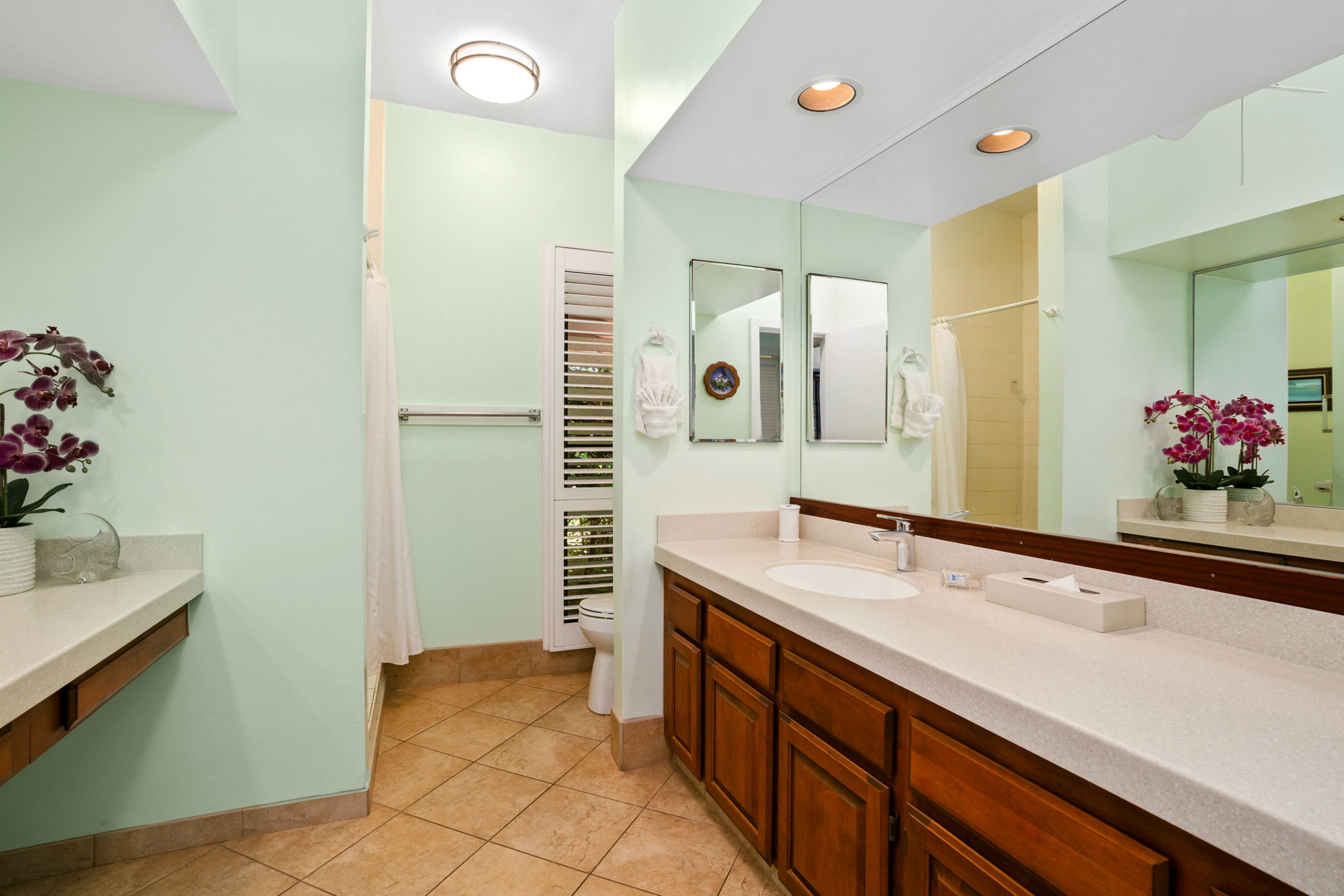 1568 PEE RD 211