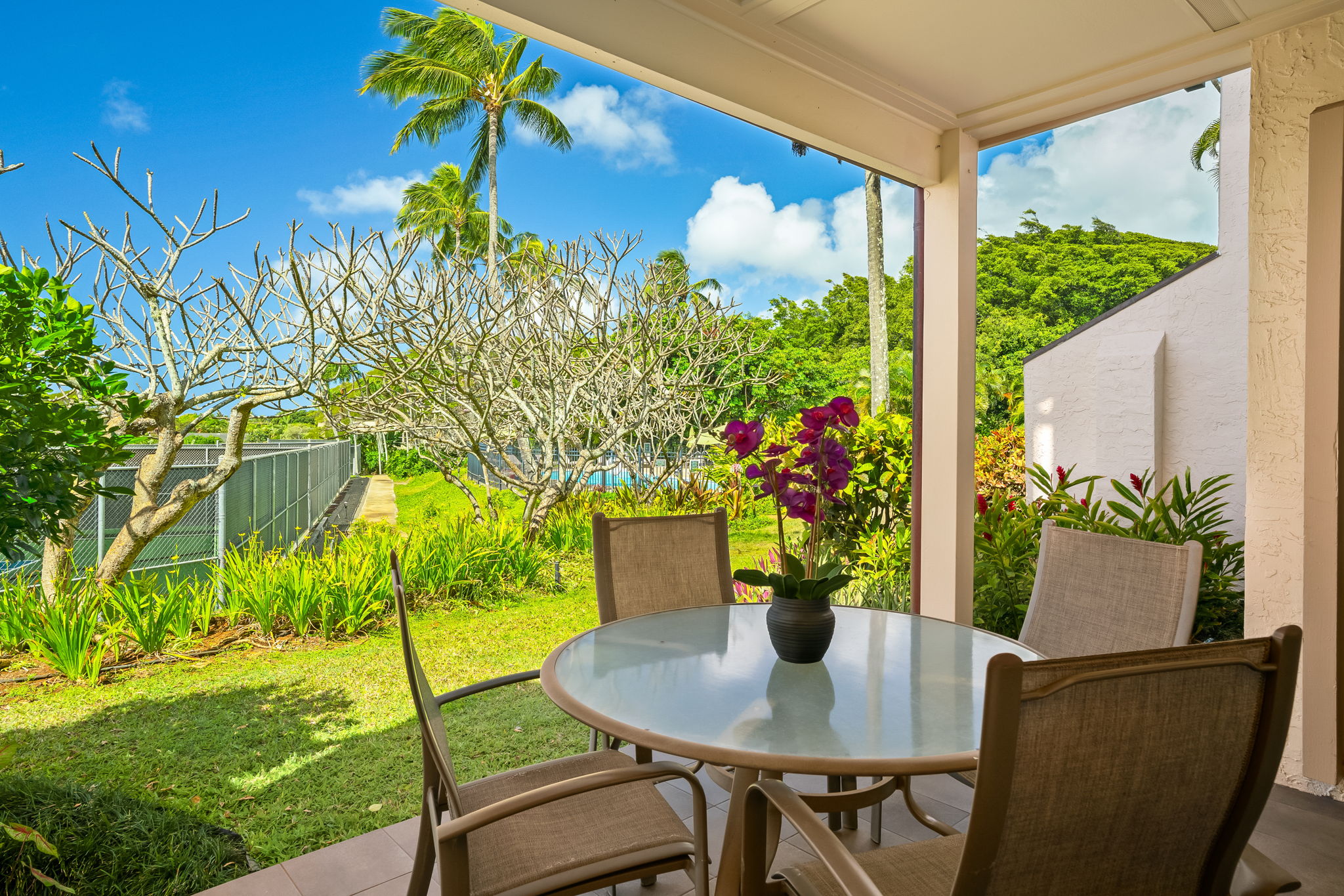 1901 POIPU RD 212