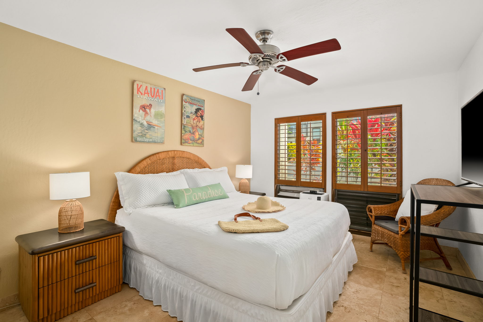 1901 POIPU RD 212