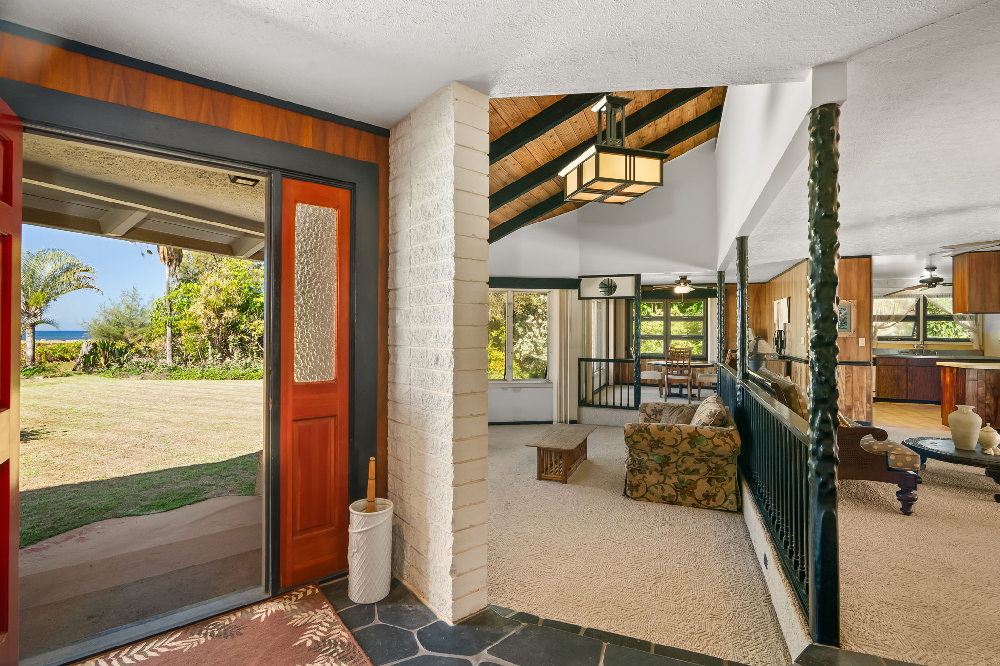 8585 KAUMUALII HWY