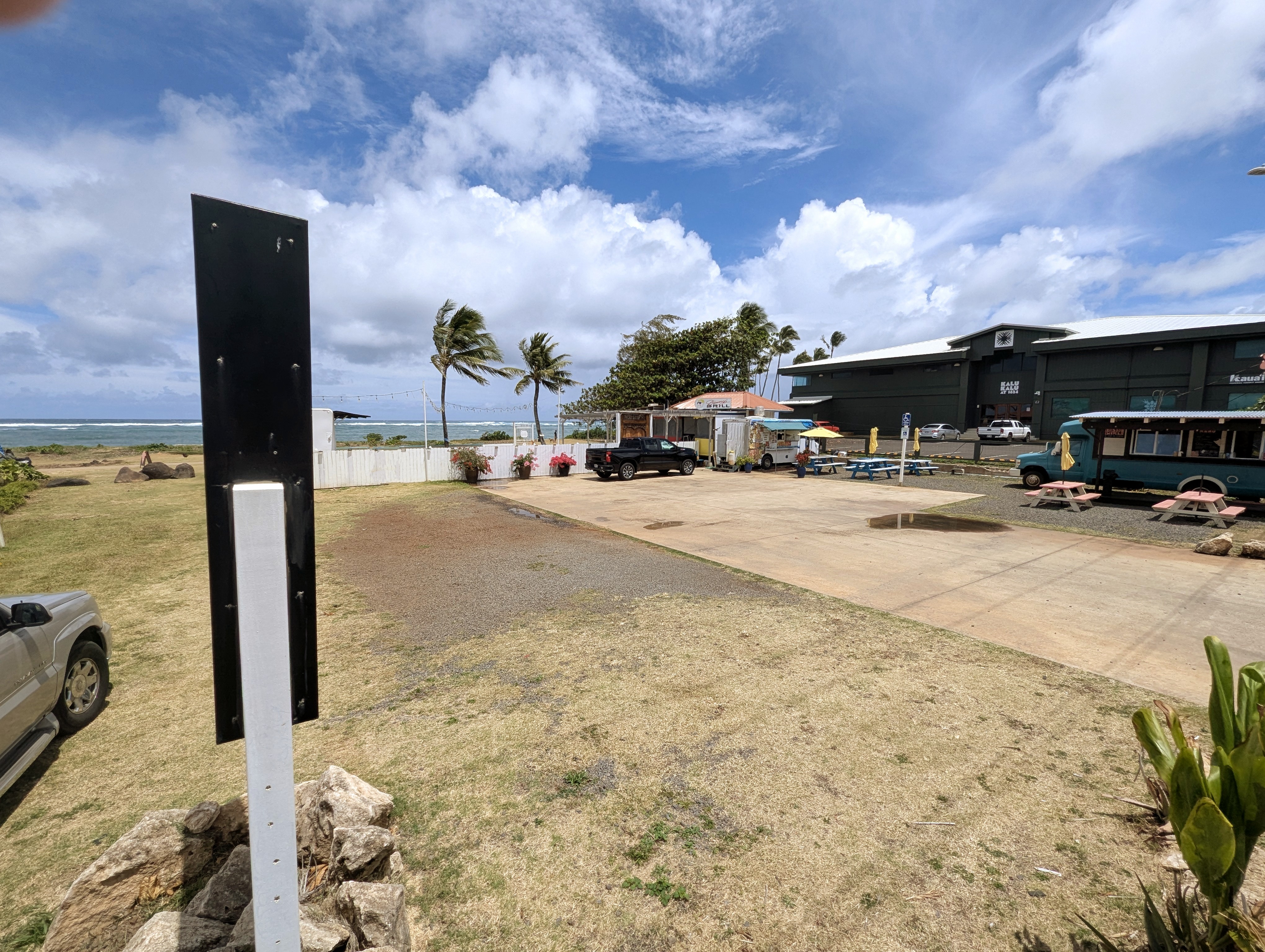 4-1638 KUHIO HWY