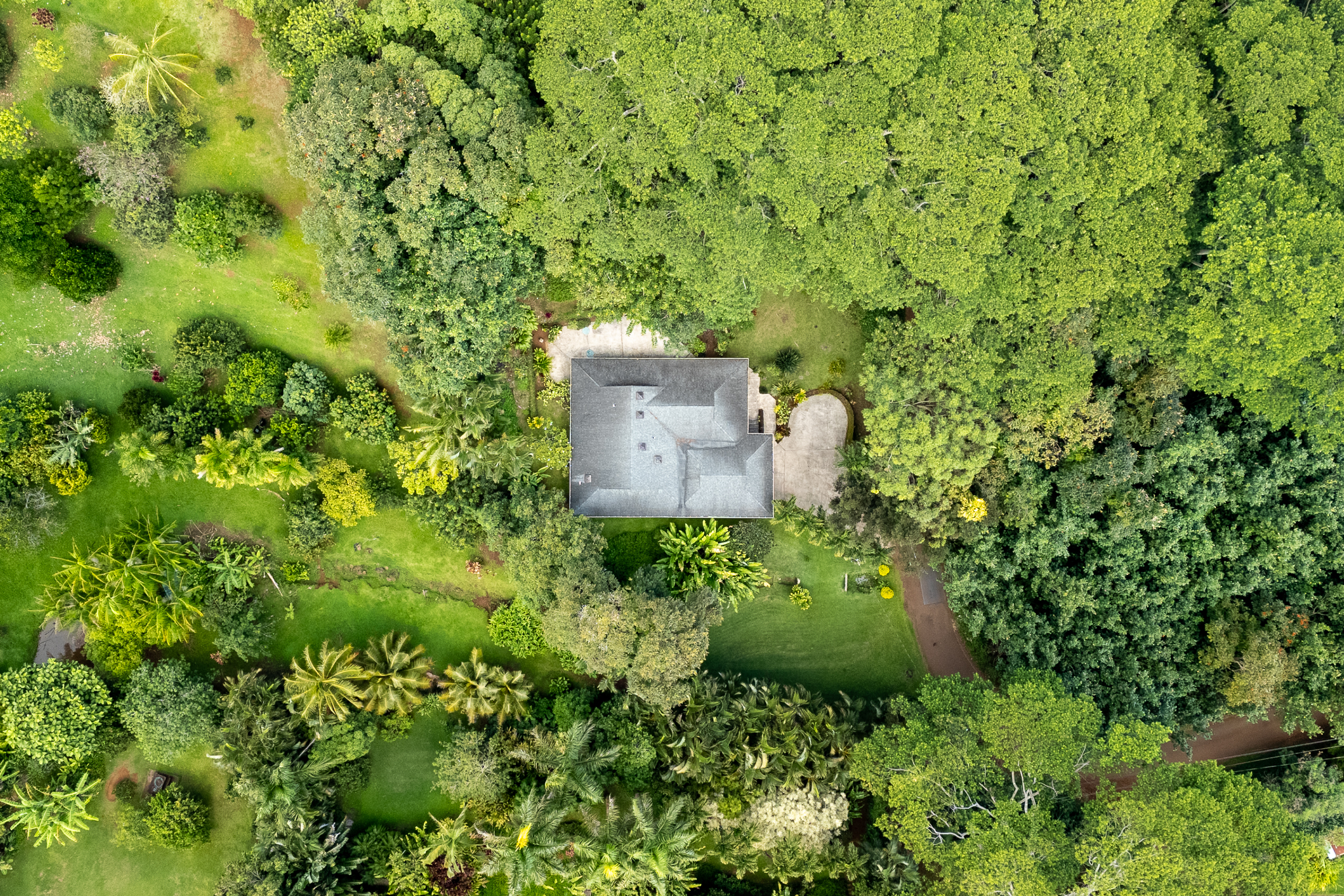 2895 WAWAE RD
