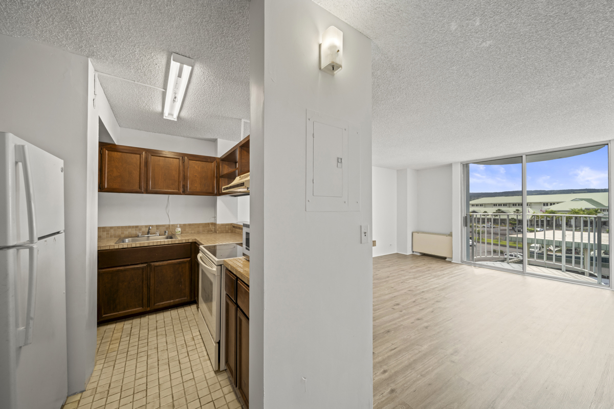 101 AUPUNI ST 521
