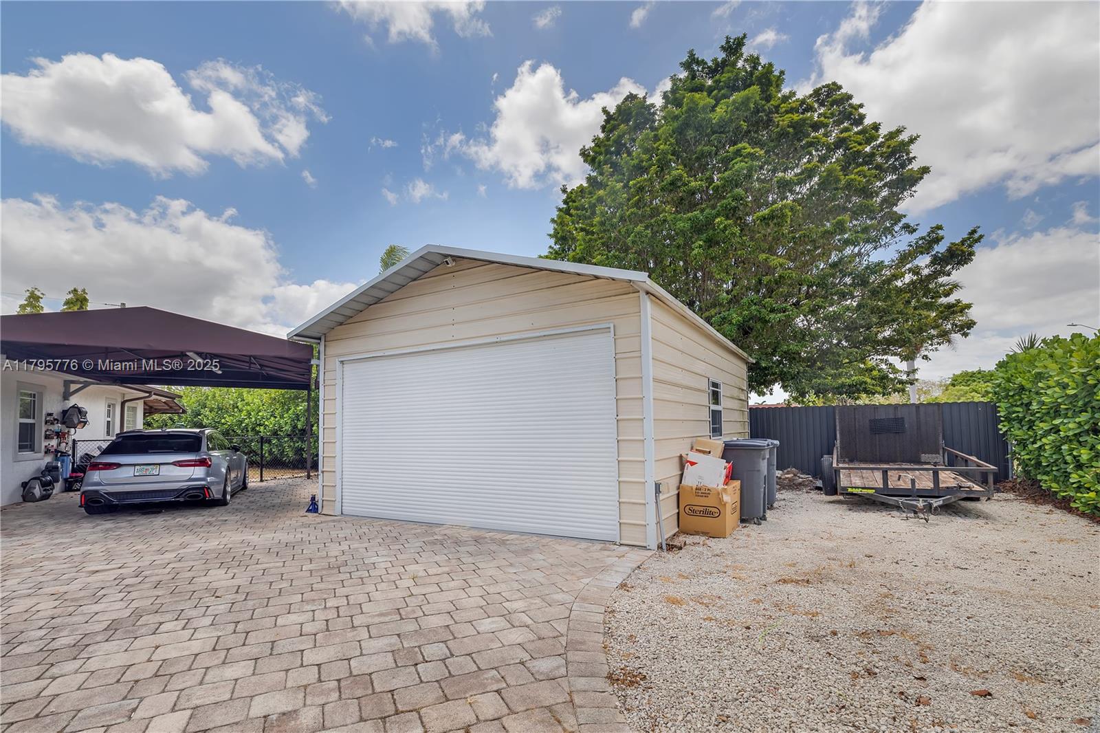 5130 SW 99th Ave