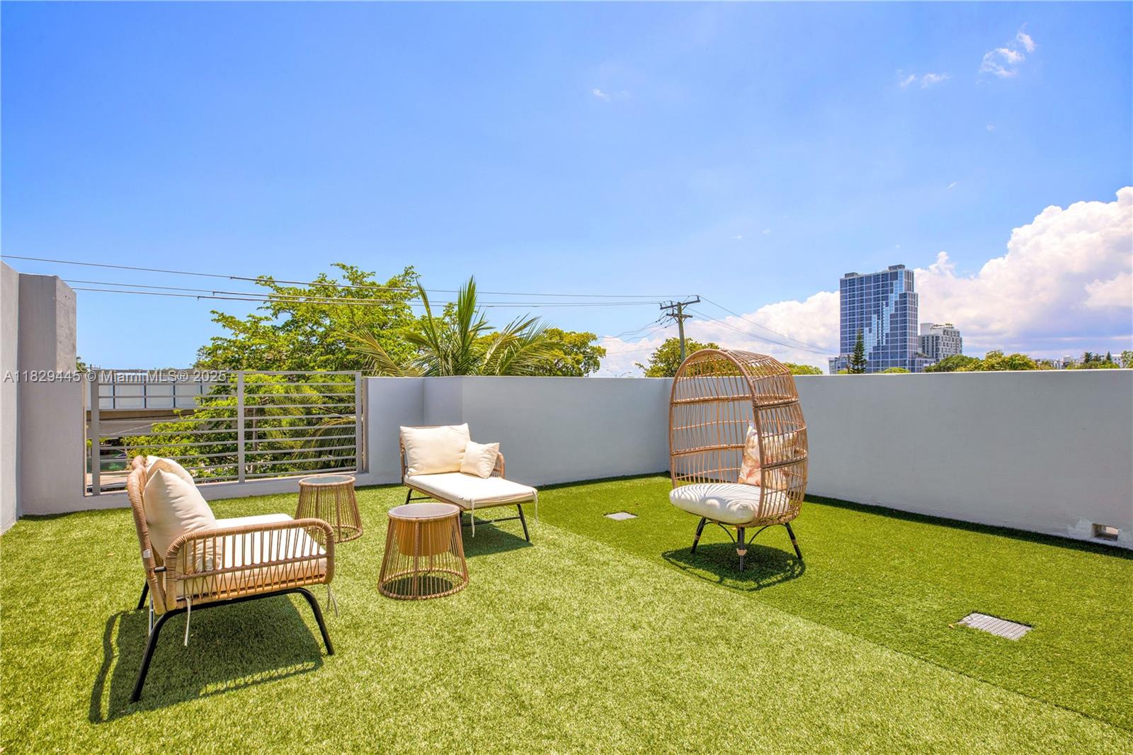 3333 SW 29th Ter
