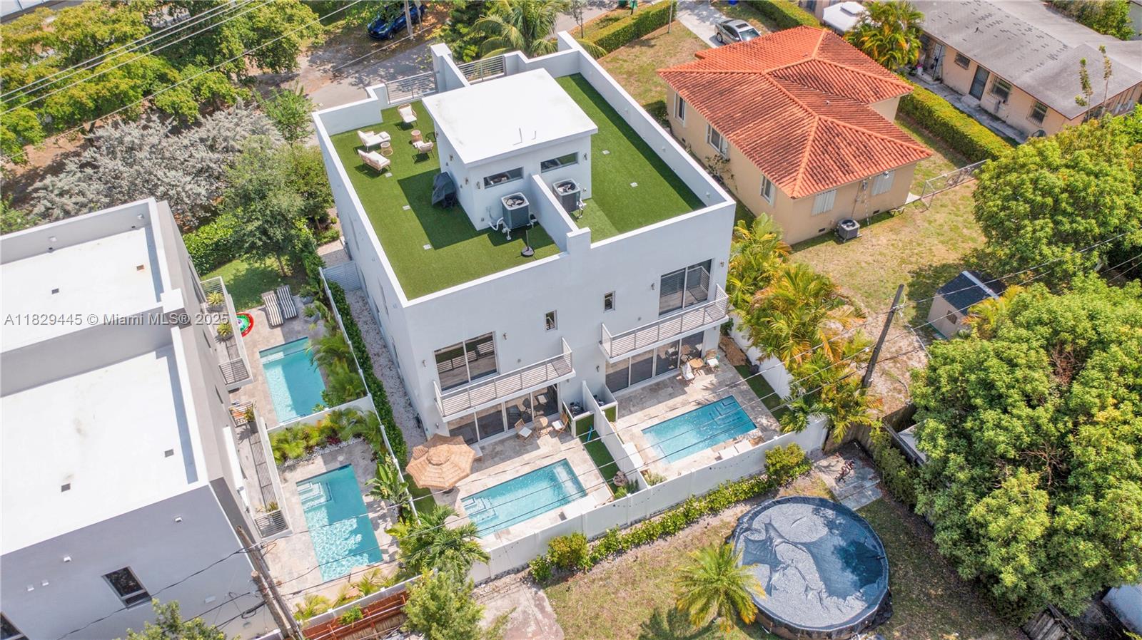 3333 SW 29th Ter