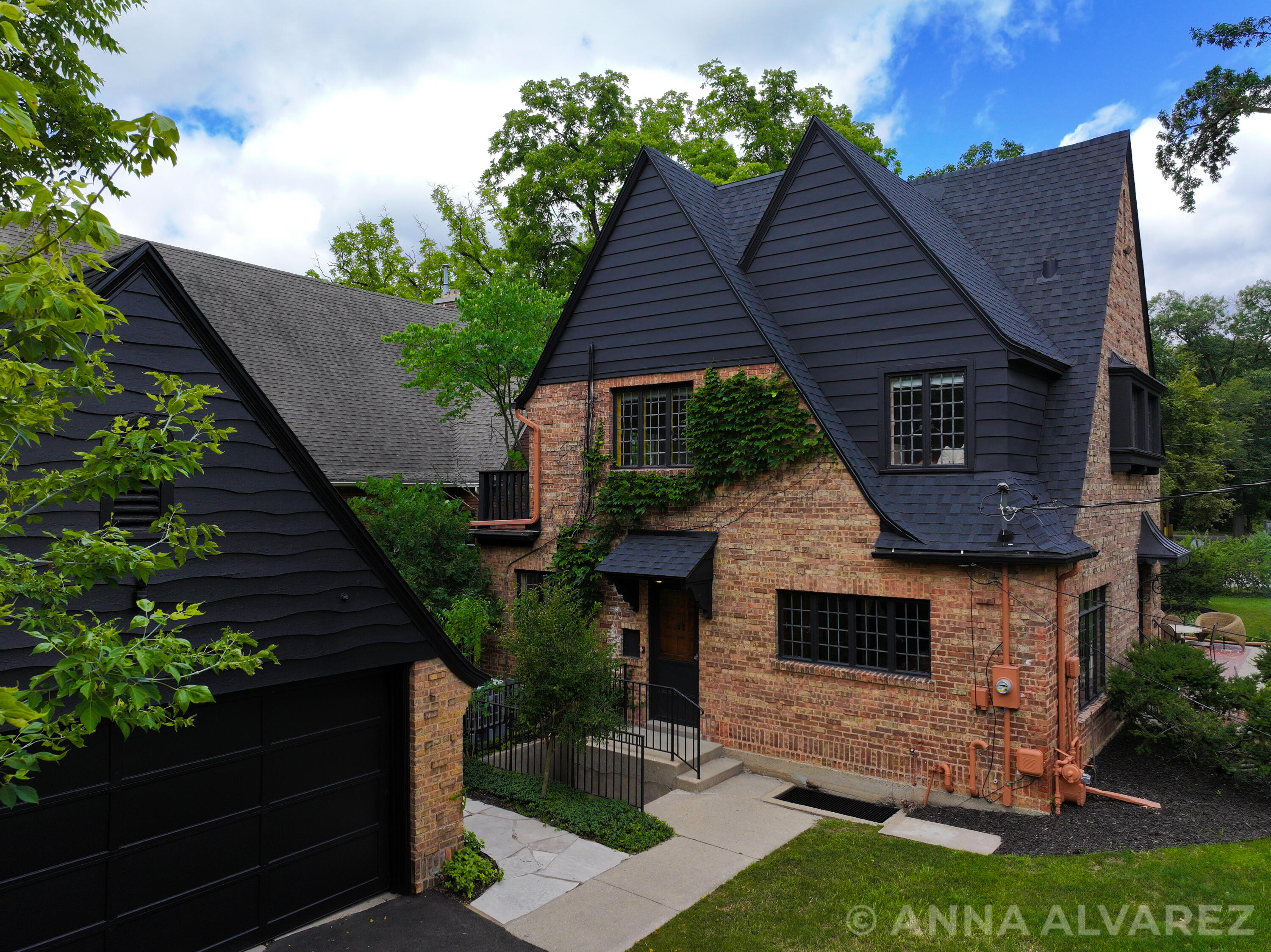 245 Briarwood Avenue SE