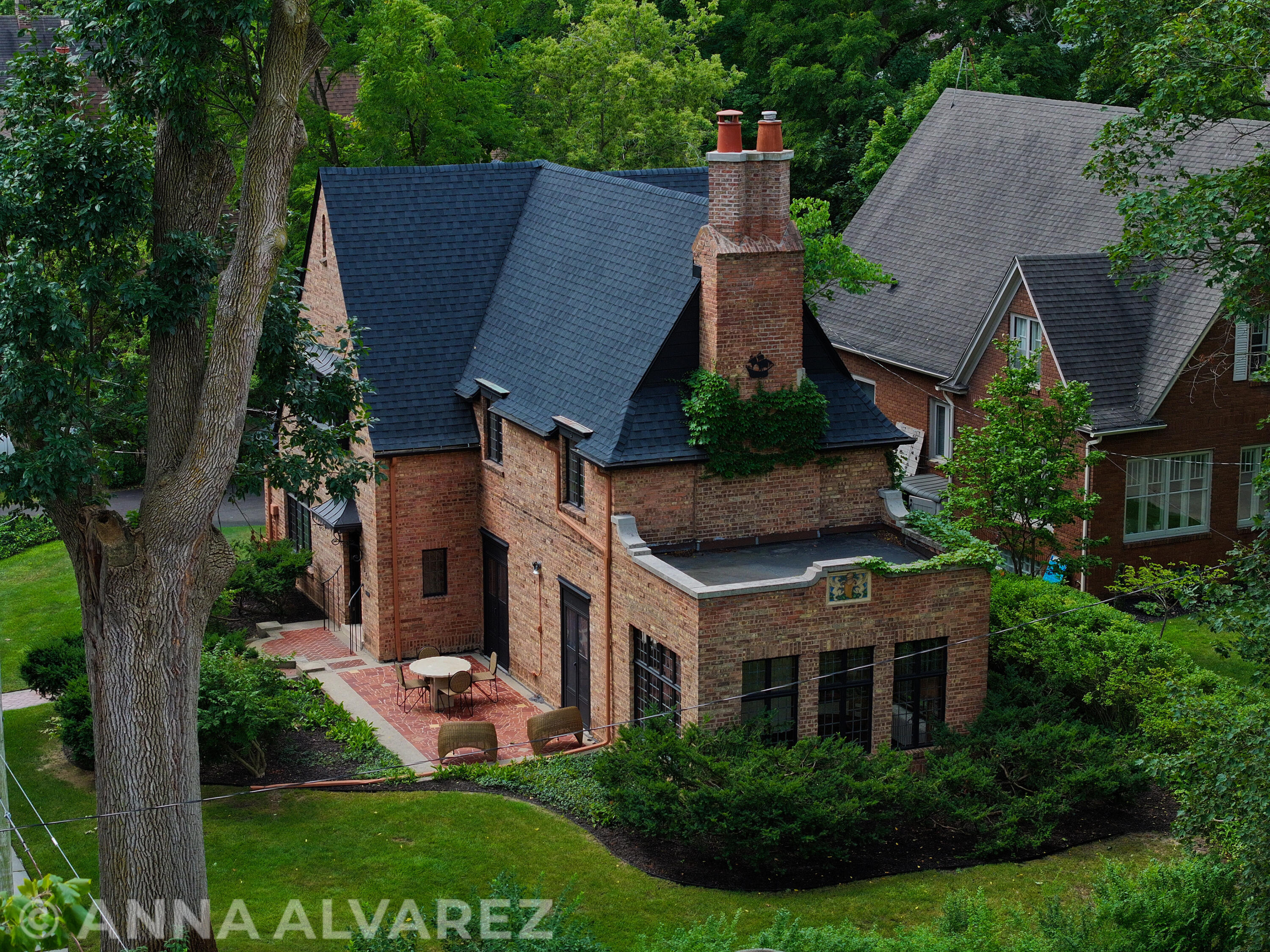 245 Briarwood Avenue SE