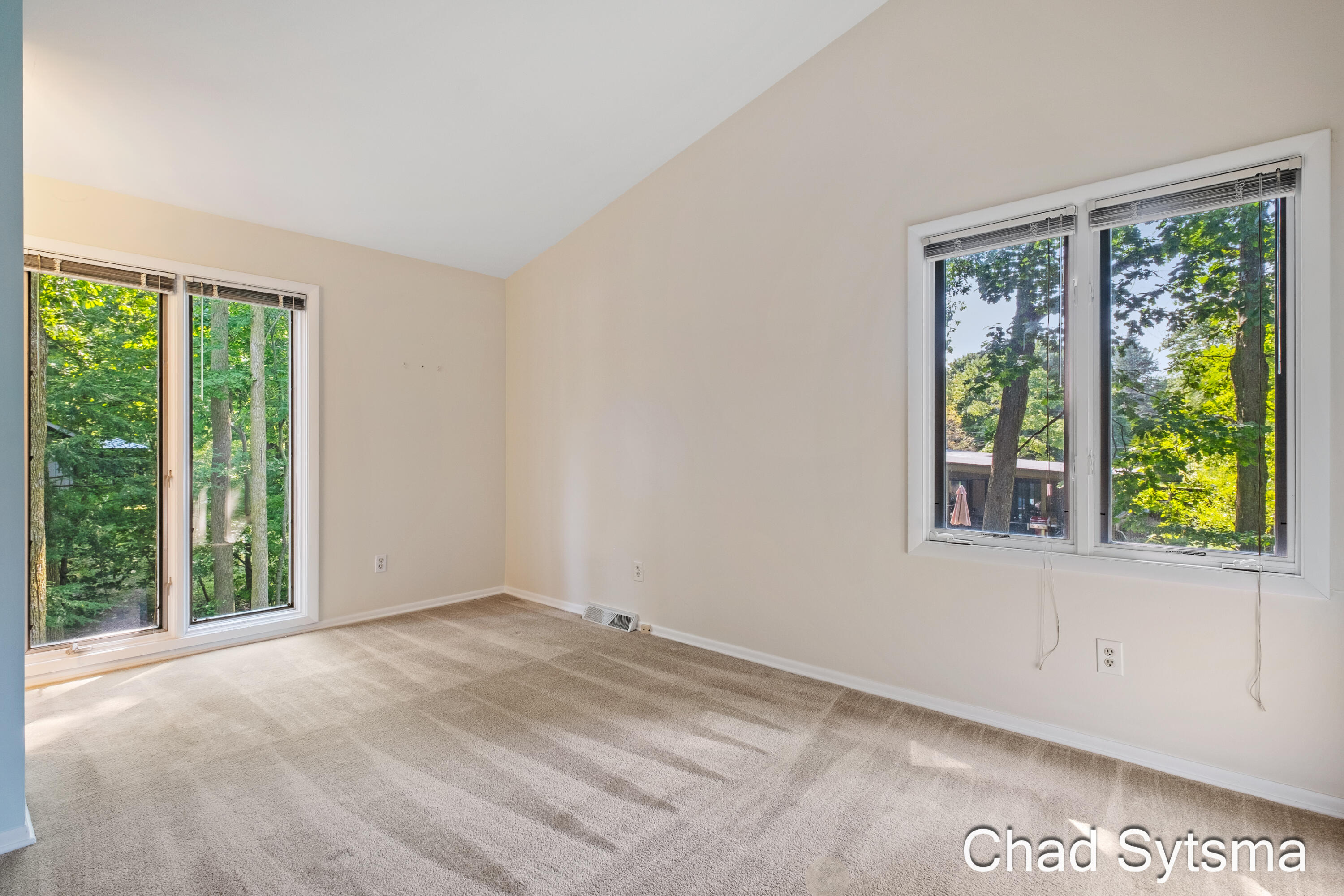 4508 Winged Foot Drive SE