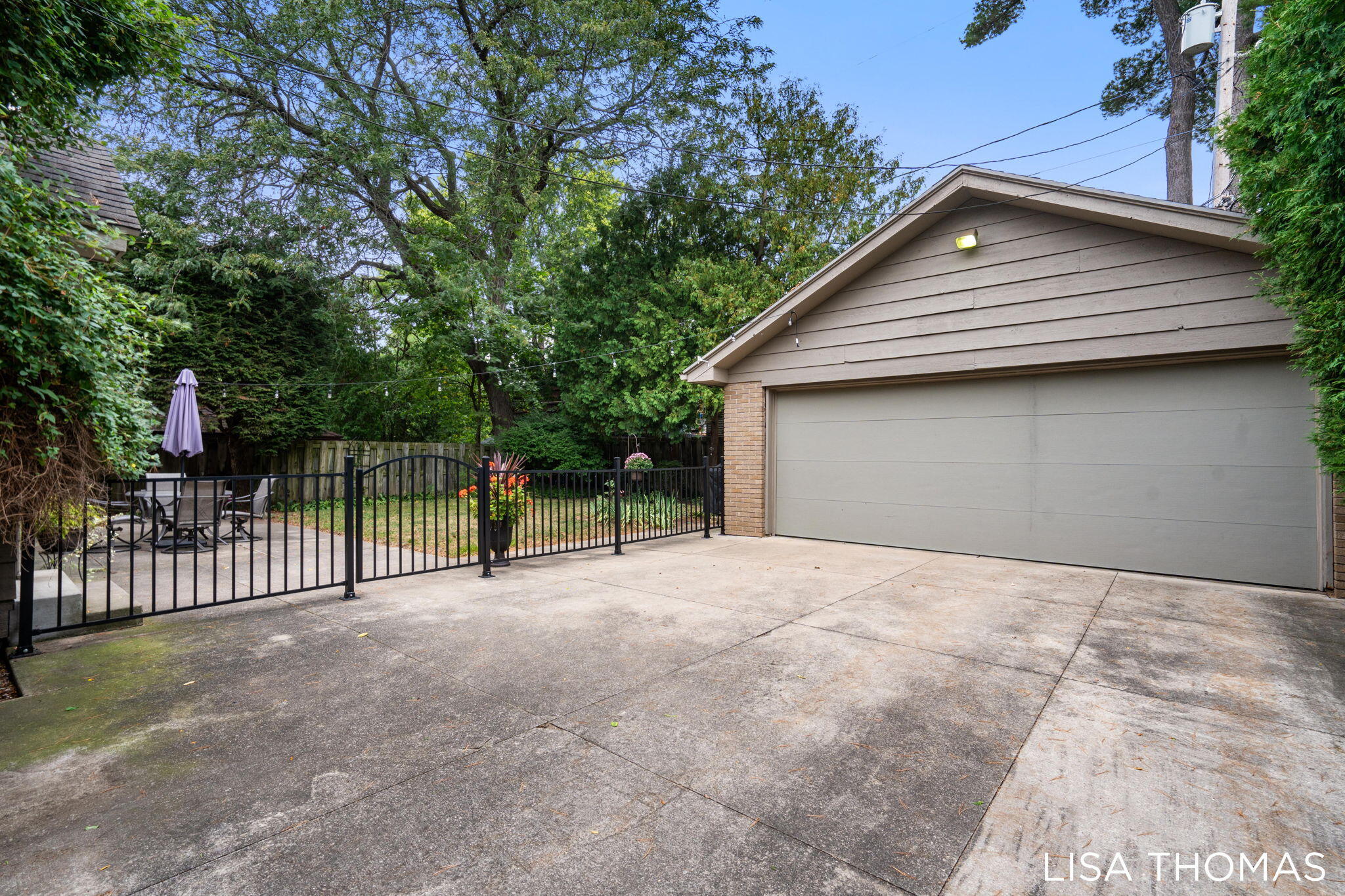 445 Cheshire Drive NE