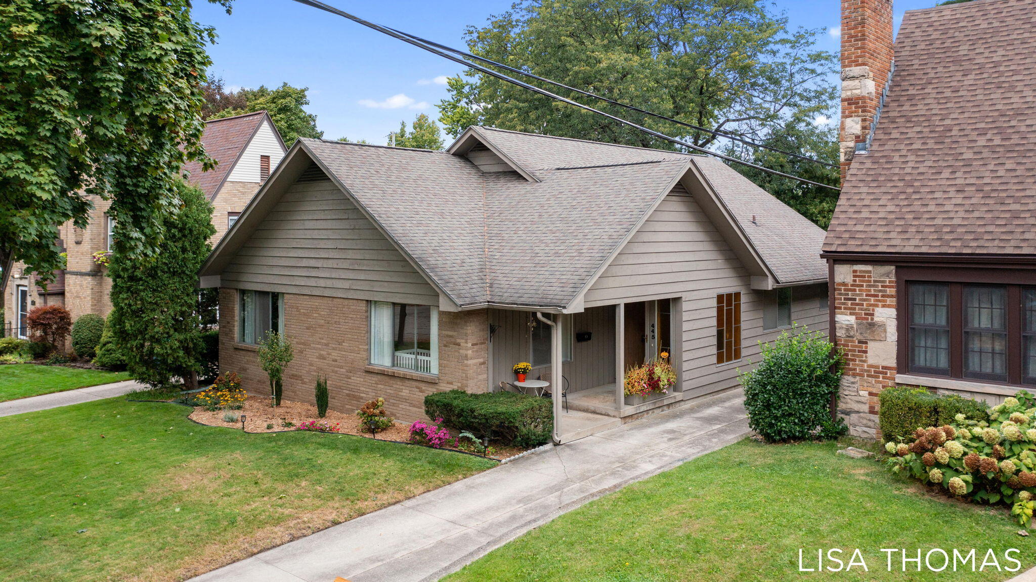 445 Cheshire Drive NE