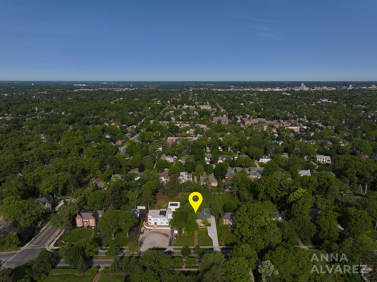 727 Plymouth Road SE