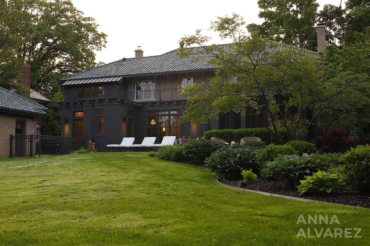 727 Plymouth Road SE