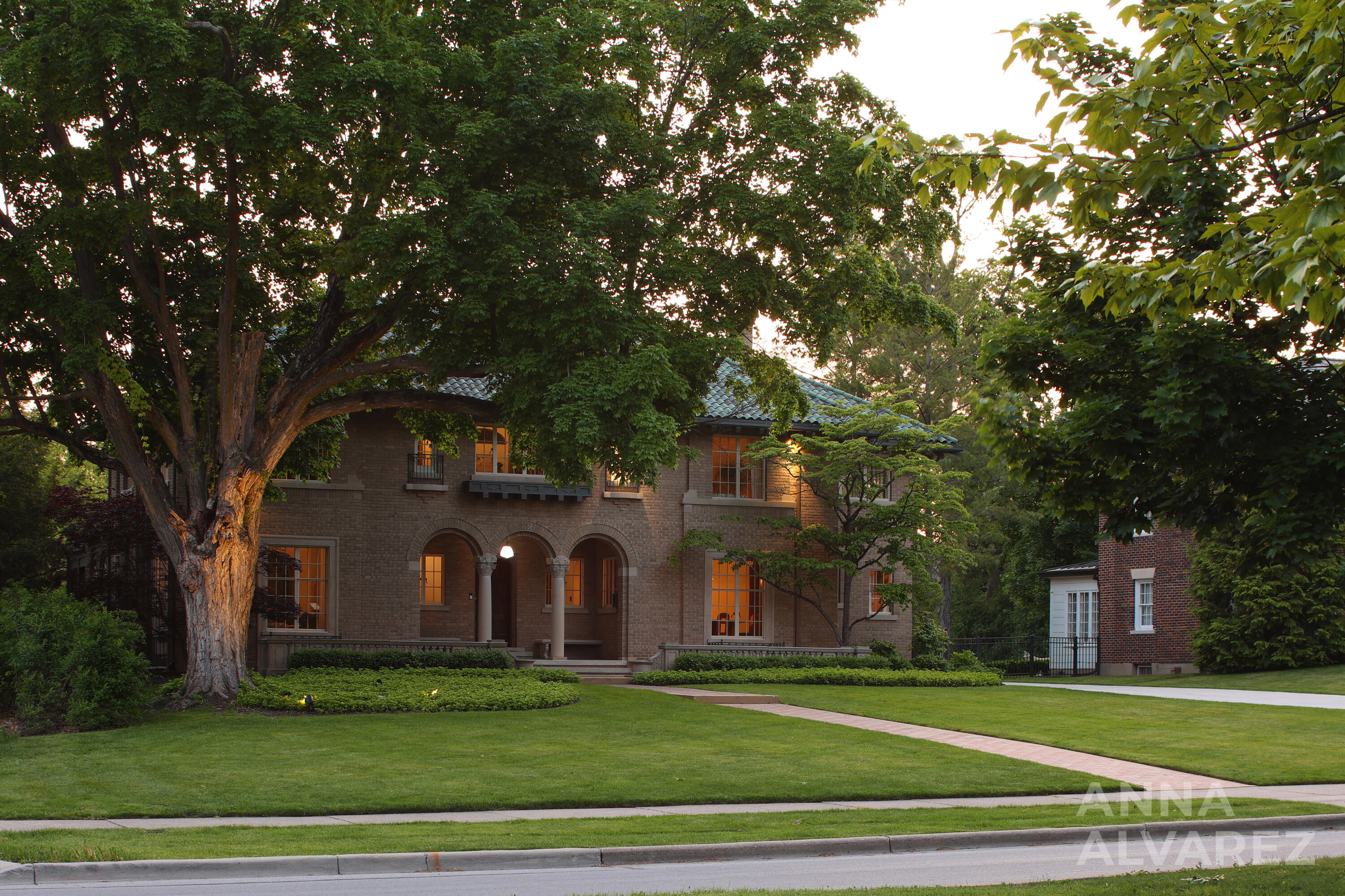 727 Plymouth Road SE