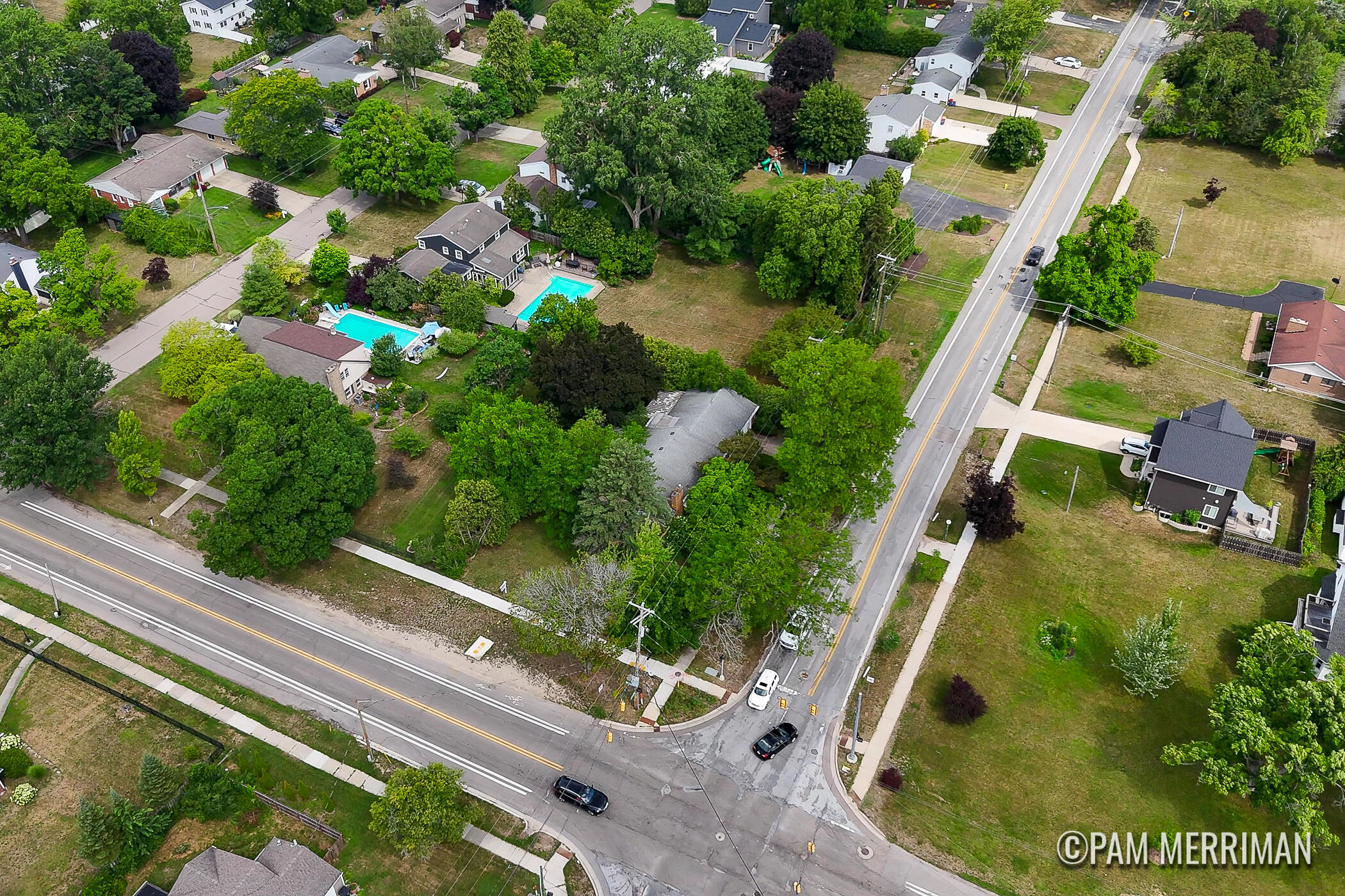 2387 Michigan Street NE