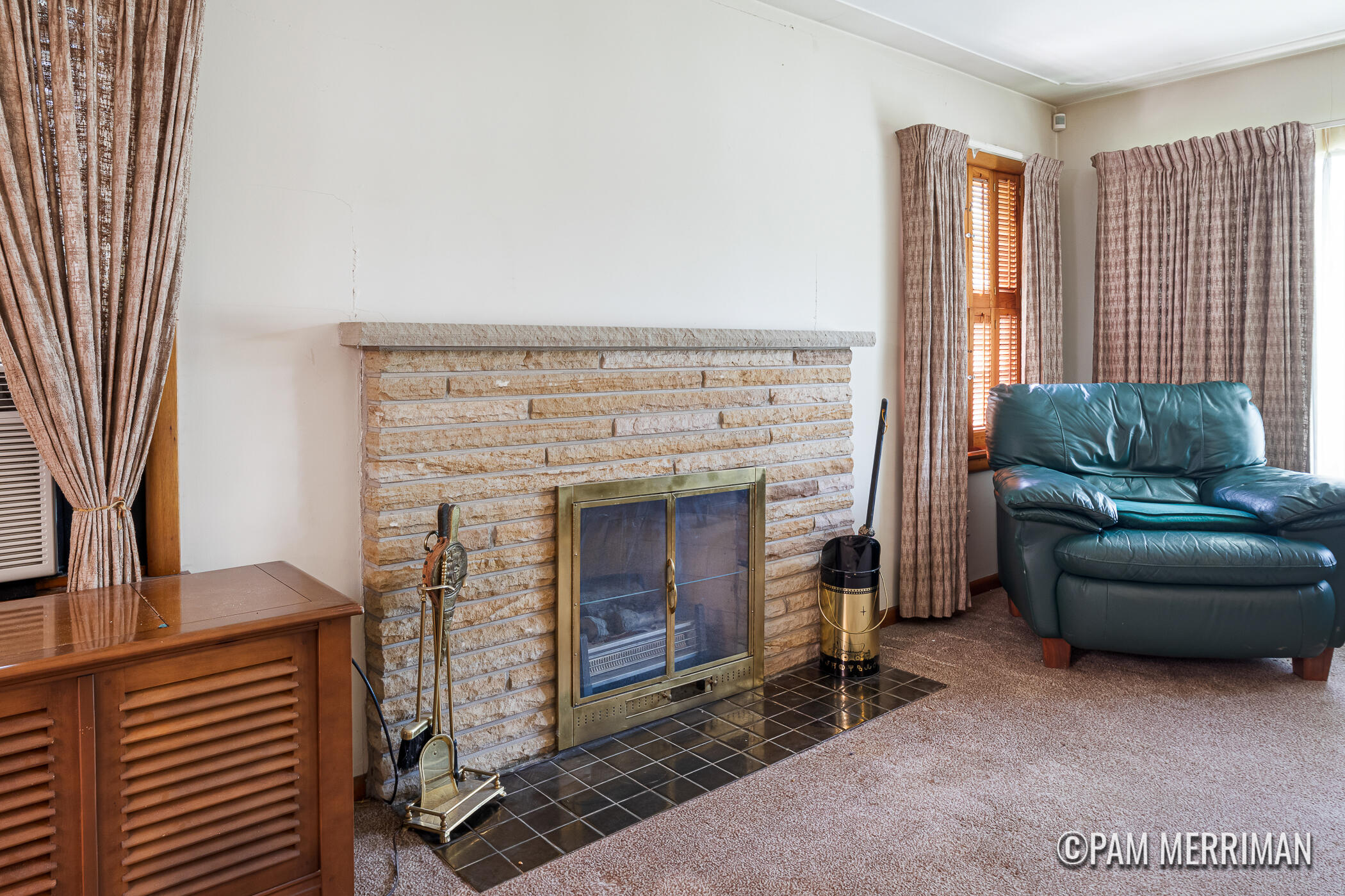 2387 Michigan Street NE