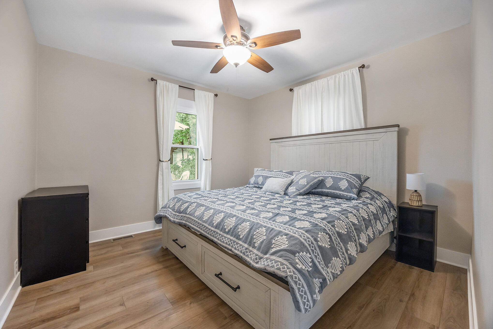 1173 Edna Street SE