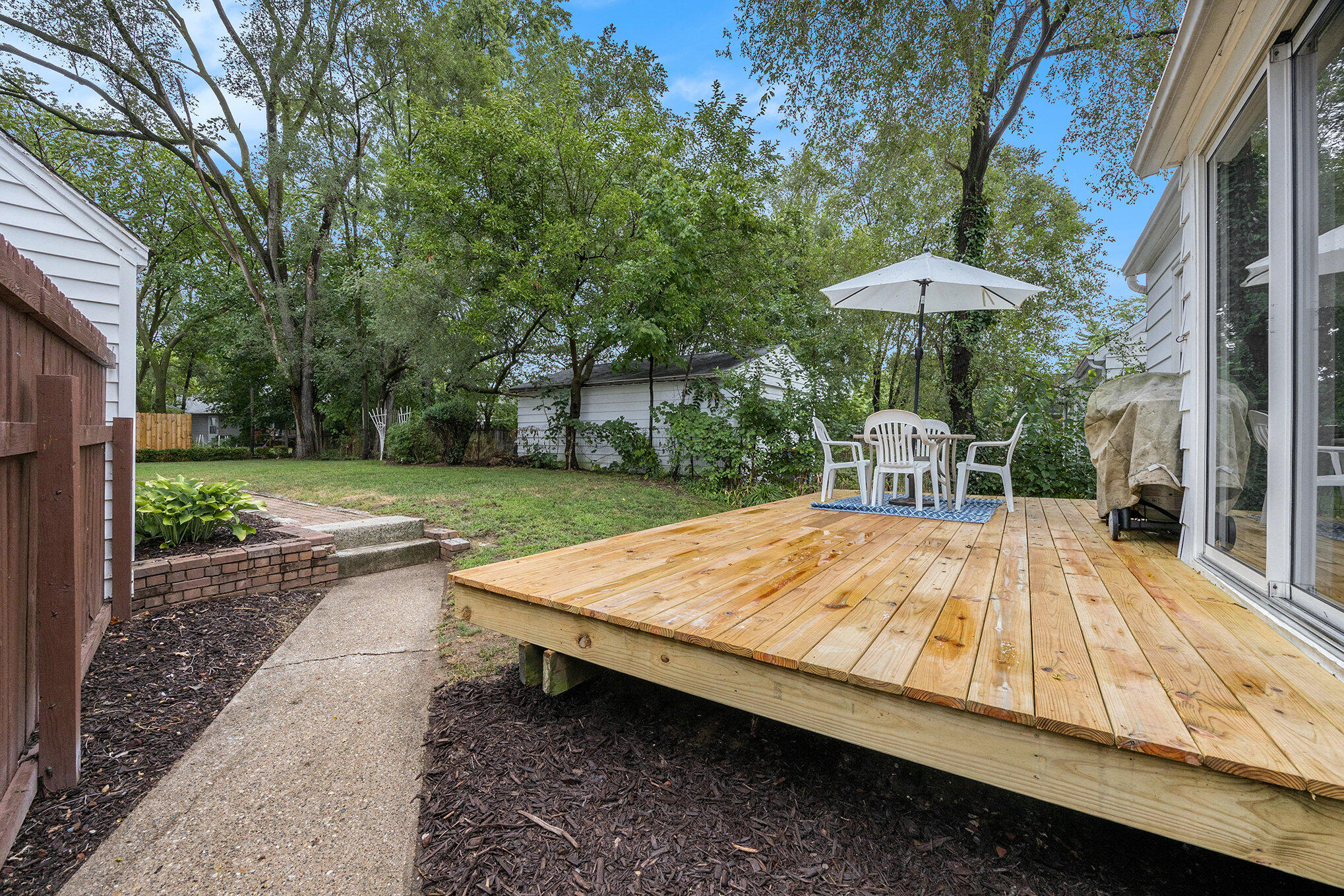 1173 Edna Street SE