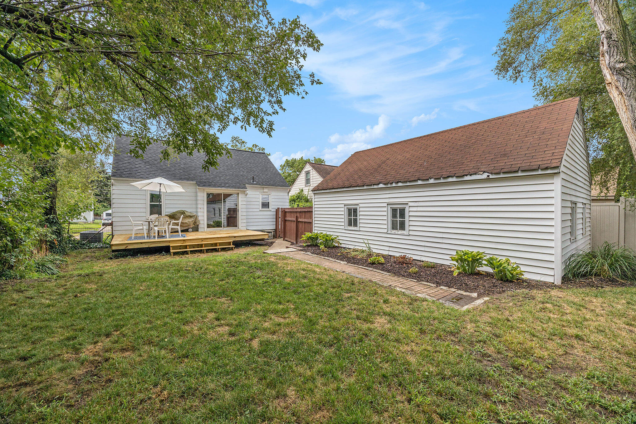 1173 Edna Street SE